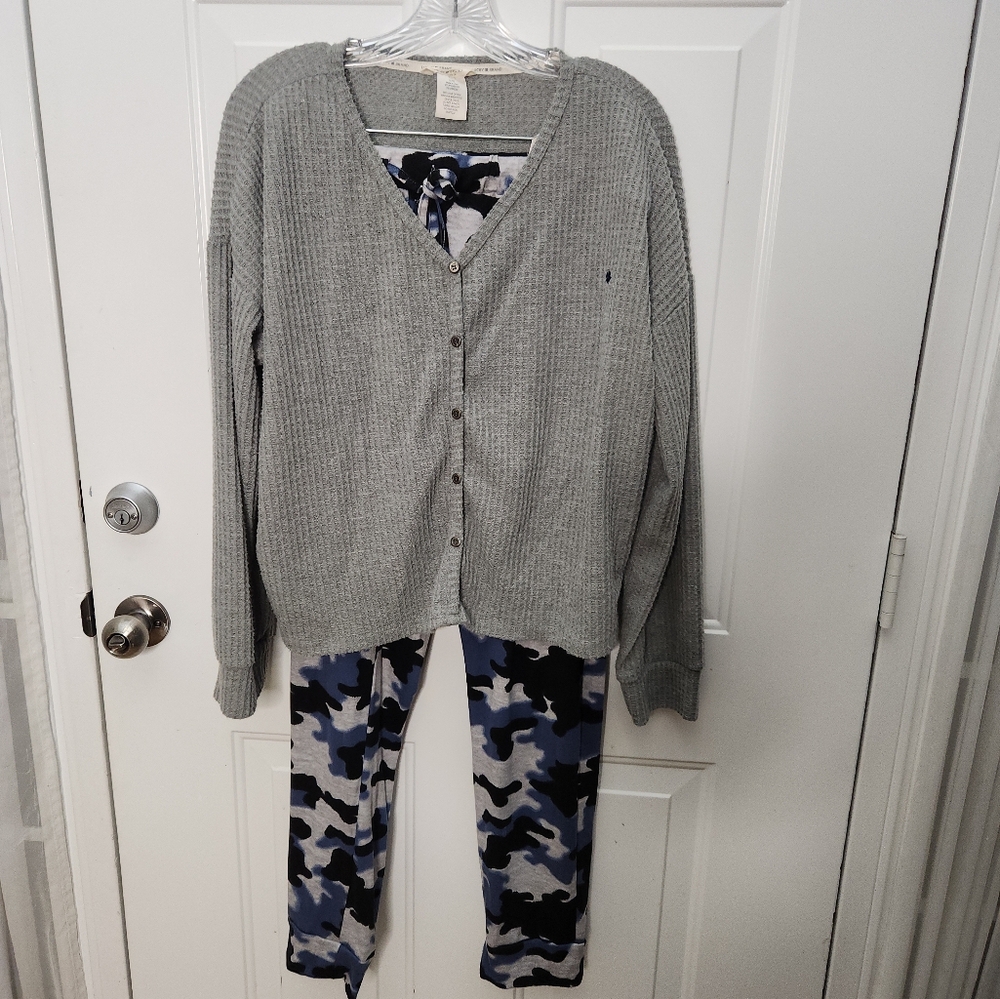 NWOT Lucky Brand 2pc Pajamas Blue Gray Camo Size XL
